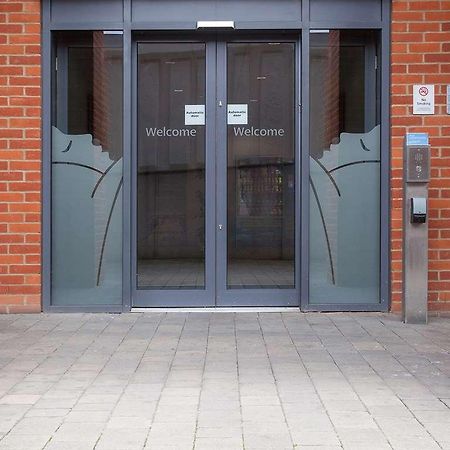 Travelodge High Wycombe Central Exteriér fotografie