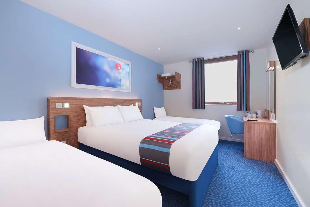 Travelodge High Wycombe Central Pokoj fotografie